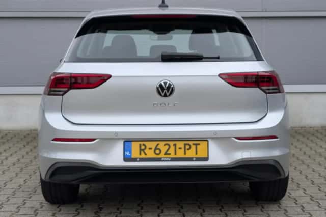 Volkswagen Golf (2022) thumbnail 10