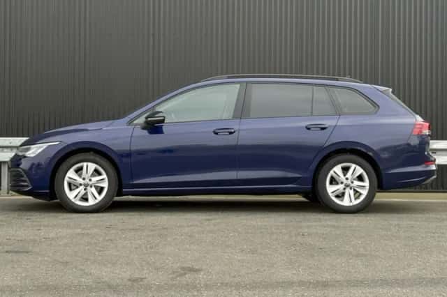 Volkswagen Golf (2023) thumbnail 12