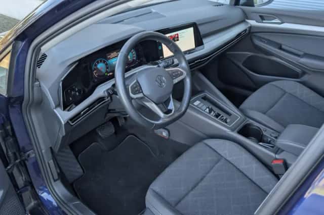 Volkswagen Golf (2023) thumbnail 18