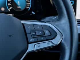Volkswagen Golf (2023) thumbnail 24