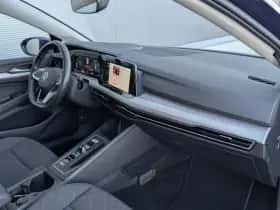 Volkswagen Golf (2023) thumbnail 32