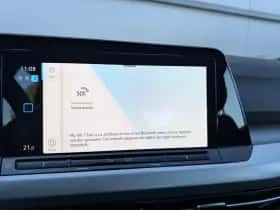 Volkswagen Golf (2023) thumbnail 36