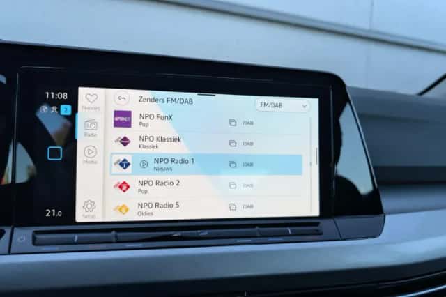 Volkswagen Golf (2023) thumbnail 37