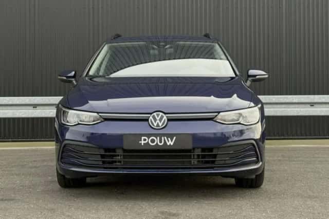 Volkswagen Golf (2023) thumbnail 8