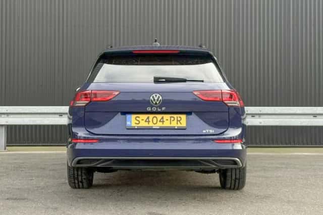Volkswagen Golf (2023) thumbnail 10