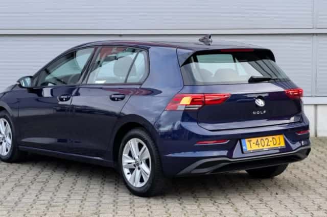 Volkswagen Golf (2023) thumbnail 11