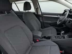 Volkswagen Golf (2023) thumbnail 14