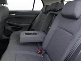Volkswagen Golf (2023) thumbnail 17