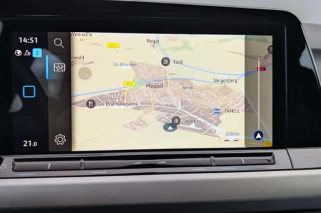 Volkswagen Golf (2023) thumbnail 23