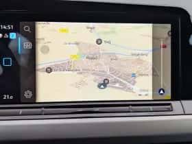 Volkswagen Golf (2023) thumbnail 23