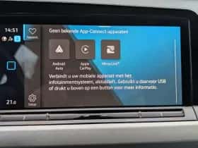 Volkswagen Golf (2023) thumbnail 24