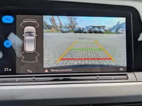Volkswagen Golf (2023) thumbnail 25