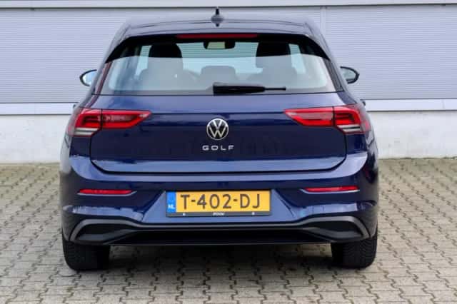 Volkswagen Golf (2023) thumbnail 10
