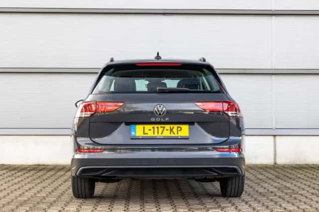 Volkswagen Golf (2021) thumbnail 11