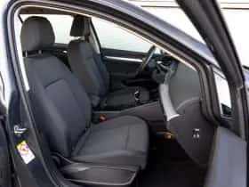 Volkswagen Golf (2021) thumbnail 15