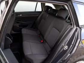 Volkswagen Golf (2021) thumbnail 18