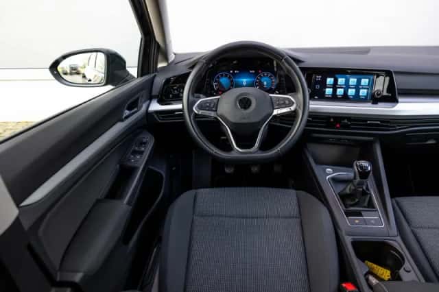 Volkswagen Golf (2021) thumbnail 19