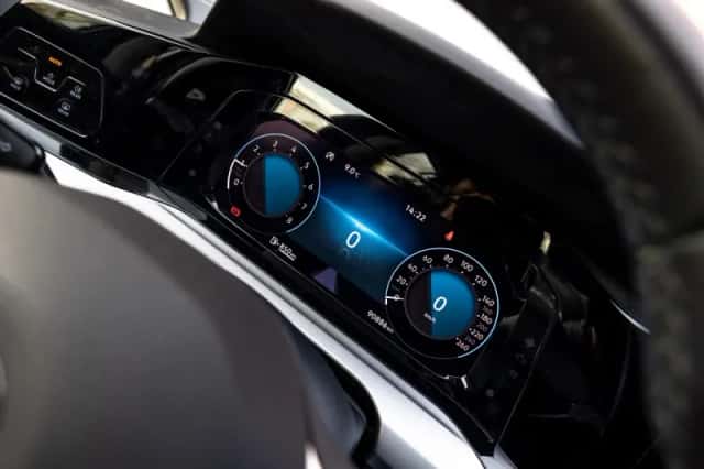 Volkswagen Golf (2021) thumbnail 20