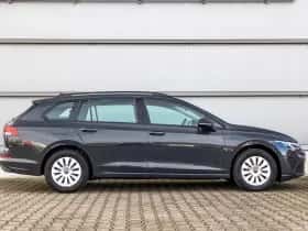 Volkswagen Golf (2021) thumbnail 3