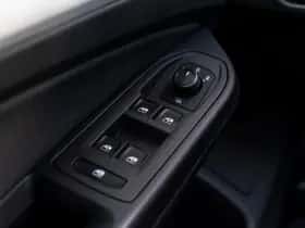 Volkswagen Golf (2021) thumbnail 25