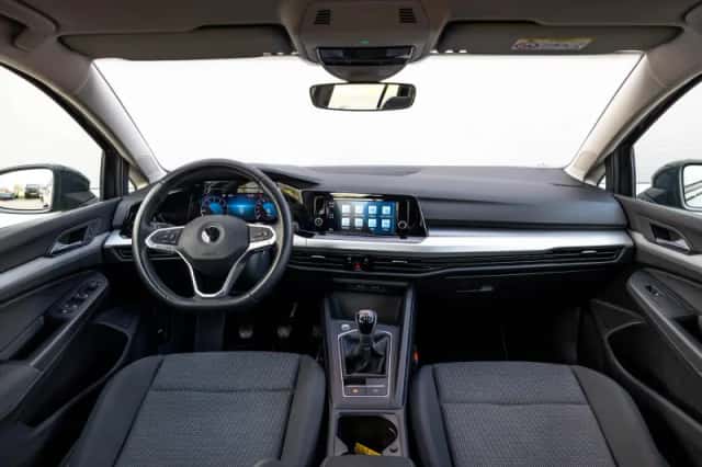 Volkswagen Golf (2021) thumbnail 5