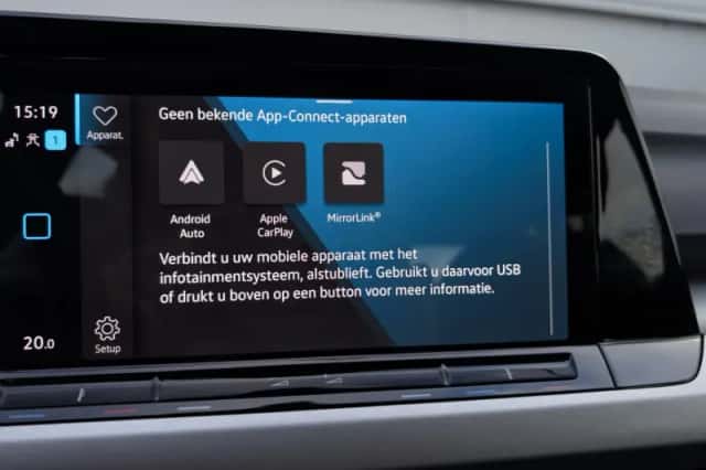 Volkswagen Golf (2023) thumbnail 25
