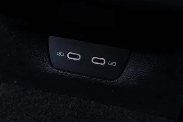Volkswagen Golf (2023) thumbnail 29