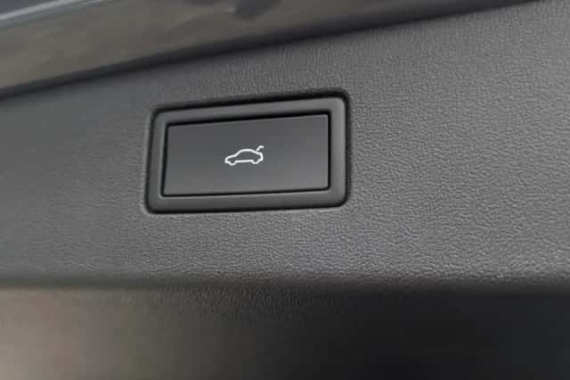Volkswagen Tiguan (2025) thumbnail 17