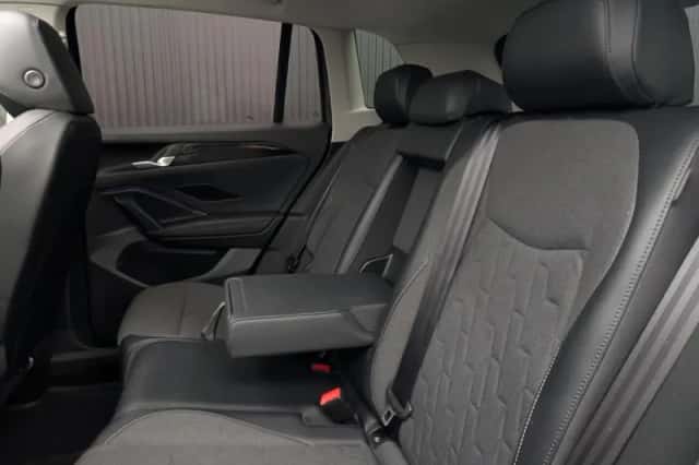 Volkswagen Tiguan (2025) thumbnail 18