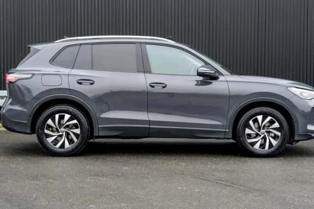 Volkswagen Tiguan (2025) thumbnail 3