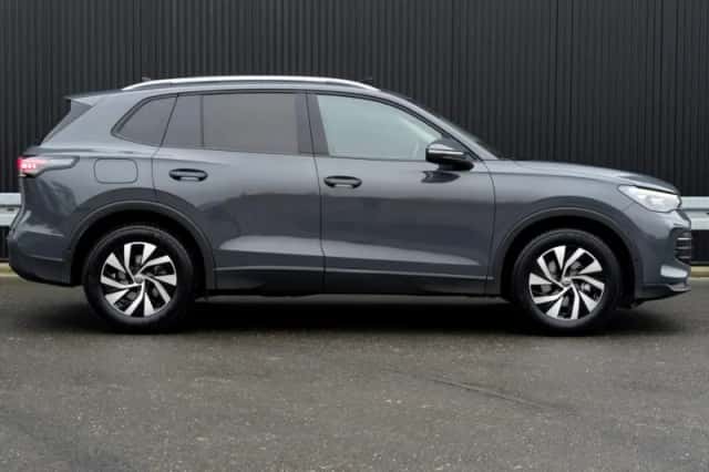 Volkswagen Tiguan (2025) thumbnail 4