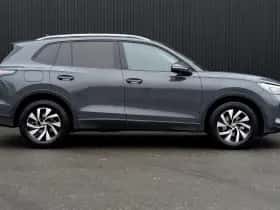 Volkswagen Tiguan (2025) thumbnail 4