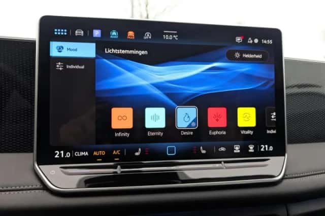Volkswagen Tiguan (2025) thumbnail 37
