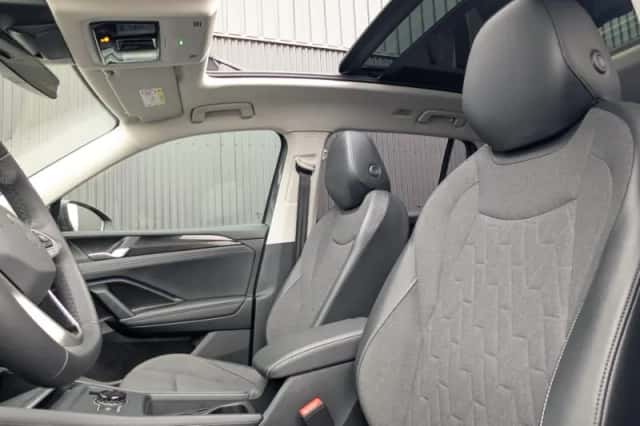 Volkswagen Tiguan (2025) thumbnail 5