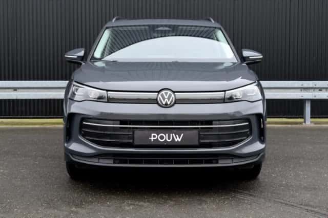 Volkswagen Tiguan (2025) thumbnail 8
