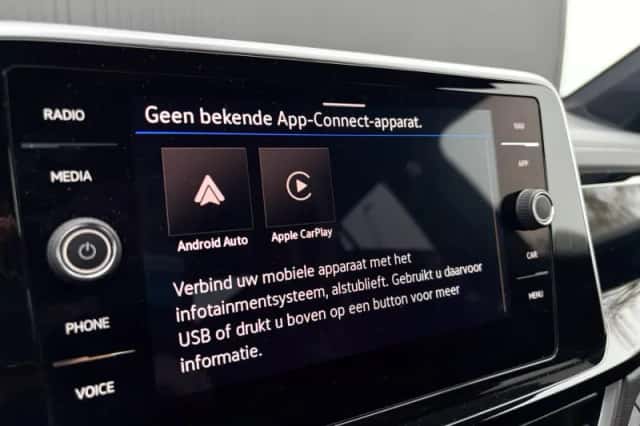 Volkswagen T-Roc (2025) thumbnail 31