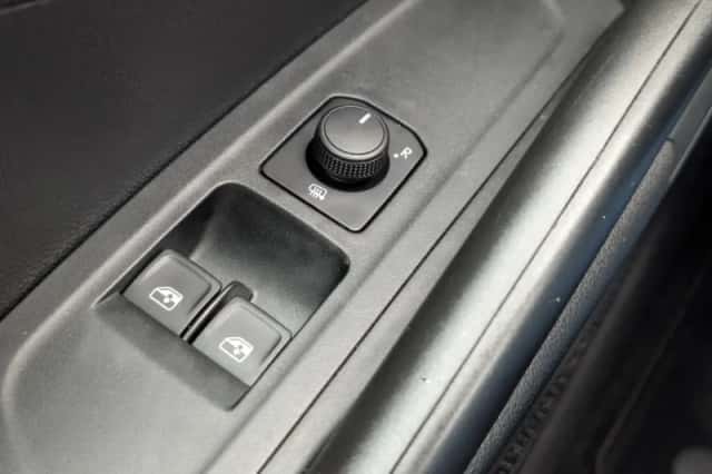 Škoda Fabia (2023) thumbnail 18