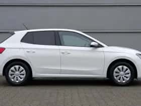Škoda Fabia (2023) thumbnail 3