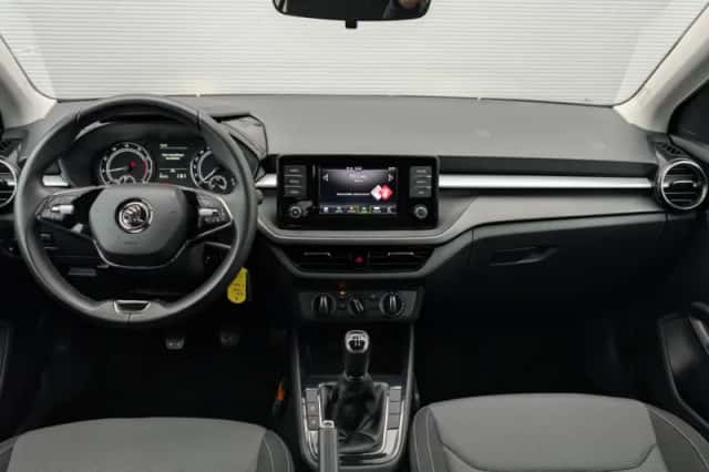 Škoda Fabia (2023) thumbnail 5