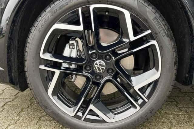 Volkswagen Tiguan (2025) thumbnail 13