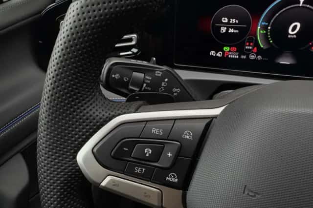 Volkswagen Tiguan (2025) thumbnail 26