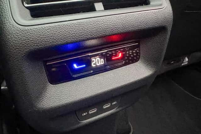 Volkswagen Tiguan (2025) thumbnail 33