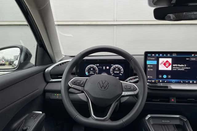 Volkswagen T-Roc (2025) thumbnail 18