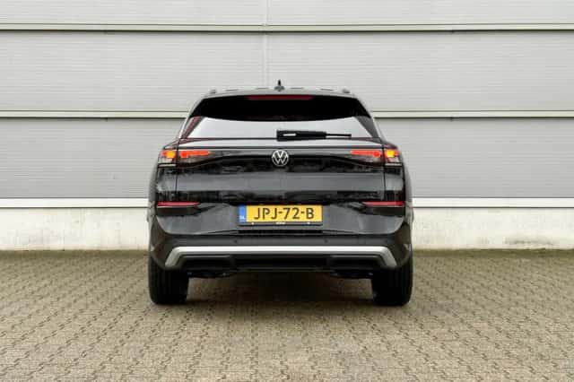 Volkswagen T-Roc (2025) thumbnail 9