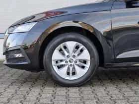 Škoda Octavia (2024) thumbnail 13