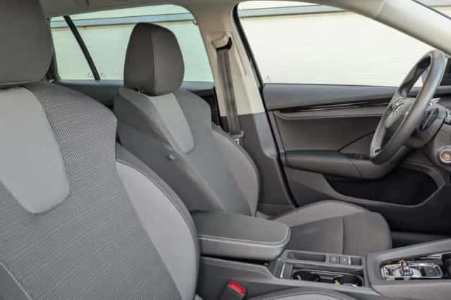 Škoda Octavia (2024) thumbnail 14