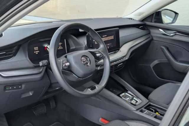 Škoda Octavia (2024) thumbnail 19