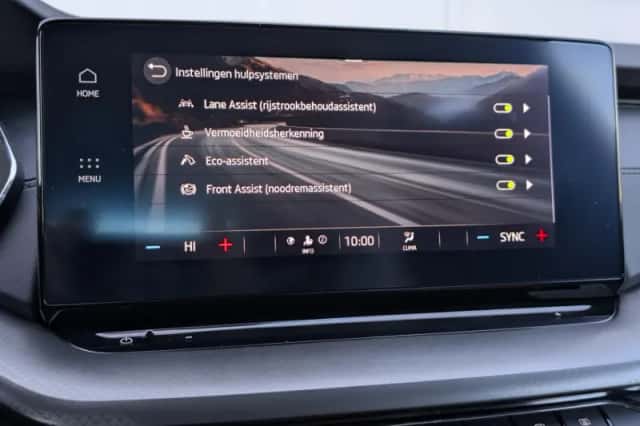 Škoda Octavia (2024) thumbnail 38