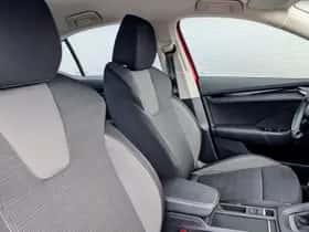 Škoda Octavia (2021) thumbnail 14
