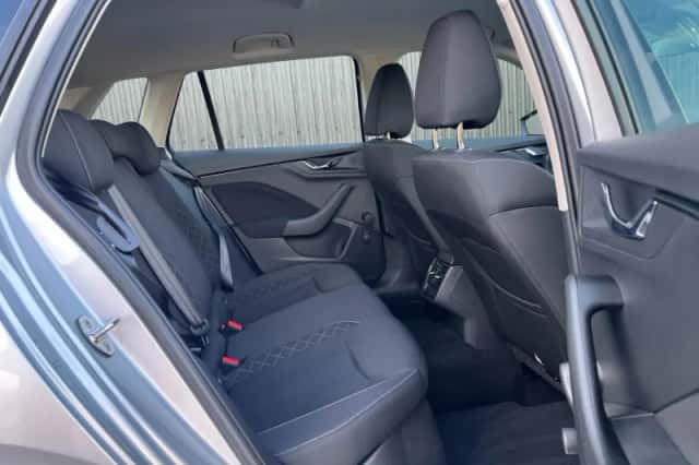Škoda Kamiq (2023) thumbnail 16